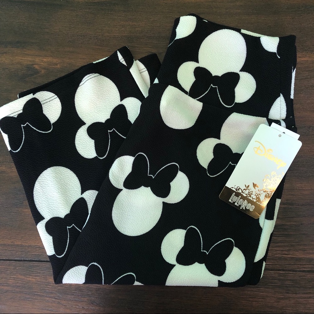 NWT LulaRoe Disney Cassie